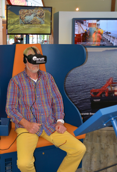  Dive into the deep sea at the shopping center. Photo: MARUM - Center for Marine Environmental Sciences, University of Bremen