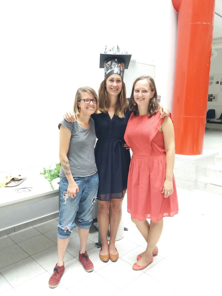Frederike Wilckens with two colleagues