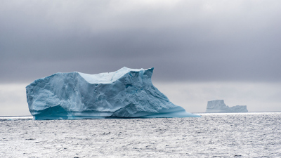 Eisberg im Nordatlantik. Foto: MARUM - Zentrum für Marine Umweltwissenschaften, Universität Bremen; V. Diekamp