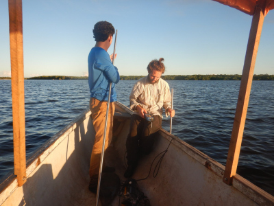 Taking velocity measurements in the Jaguaripe river