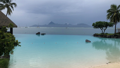 Blick von Tahiti auf Moorea.