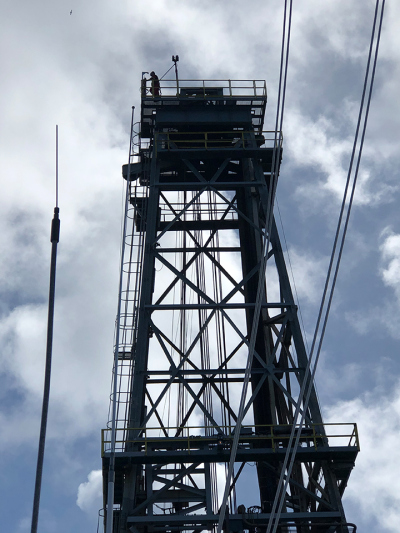 Im „Ausguck“ oben auf dem Bohrturm.