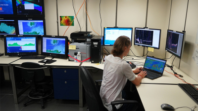 Of the over 500 mud volcanoes counted in the eastern Mediterranean, 16 volcanoes have been studied. Previously, high-resolution maps were produced with the MARUM AUV SEAL. Picture: Tabea King