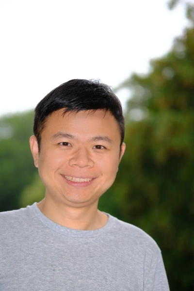 Weimin Liu