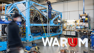 To retrieve samples in the form of sediment cores, the two worldwide unique seafloor drilling rigs MARUM-MeBo70 and MARUM-MeBo200 are used on expeditions. The photo was taken as part of the anniversary campaign "50 Reasons WHY" and shows maintenance work 