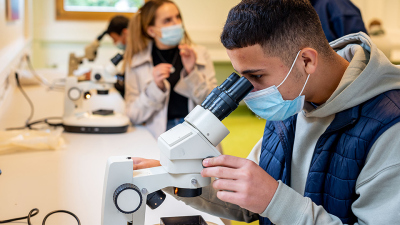 One of the rally stations is the new MARUM UNISchullabor - here the students become researchers. Photo: MARUM - Center for Marine Environmental Sciences, University of Bremen; V. Diekamp