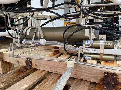Das CTD-Gerät ist unterhalb der Metallrosette angebracht. Foto: Janne Scheffler