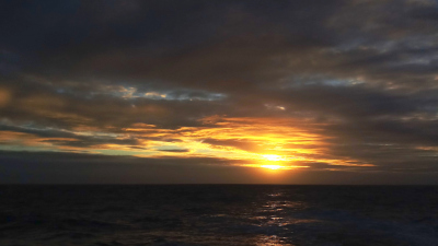 Auch die Sonne bricht durch die Wolken, als wir näher an unseren Arbeitsbereich herankommen. Foto: Manita Chouksey