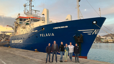 Gruppenfoto vor der Pelagia. Foto: MARUM