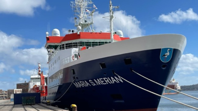 Das Forschungsschiff MARIA S. MERIAN im Hafenbecken von Montevideo. (Foto: H. Pälike)