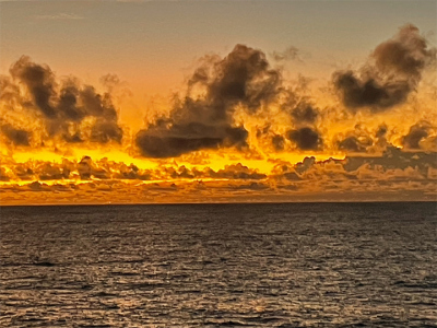 Kurz nach Sonnenuntergang (mit sichtbarem Mars). 