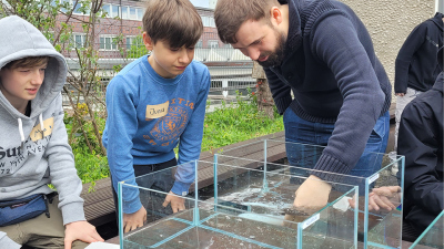How does the physical buoyancy of an underwater glider work? This is what the students investigated on MARUM's Future Day. Photo: MARUM