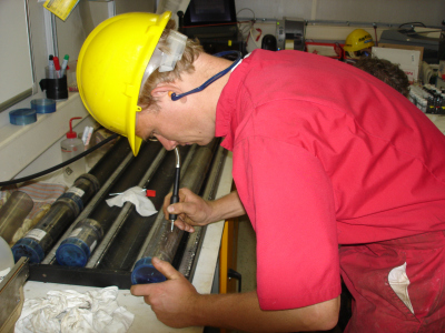 Core section enscribung during Exp. 310 'Tahiti Sea Level', credit: ECORD/IODP