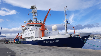 Meteor in the harbor of Las Palmas. Photo.W.Bach
