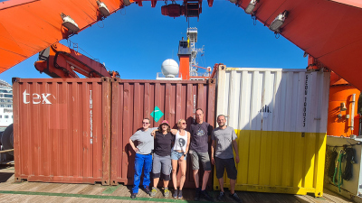 Der Voraustrupp der Expedition M192: Sophia Schillai, Stefanie Spiesecke, Solveig Bühring, Jens Renken und Ulli Spiesecke (vlnr). Foto: MARUM