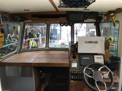 Blick voraus, Cockpit mit Niedergang
