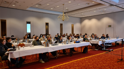 More than 40 researchers from 15 institutions across Germany meet at the University of Bremen for the first status seminar of the DFG Priority Program "Tropical Climate Variability & Coral Reefs" (SPP 2299). Photo: MARUM - Center for Marine Environmental Sciences, University of Bremen, T.Felis