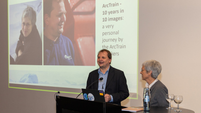 The two speakers of the graduate school Michal Kucera (MARUM, University of Bremen) and Anne de Vernal (Université du Québec à Montréal, Canada) show their highlights of the ArcTrain program. Photo: MARUM - Center for Marine Environmental Sciences, University of Bremen; Simon Wett