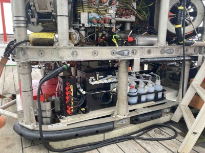 Fluid sampling system on ROV QUEST during MSM109