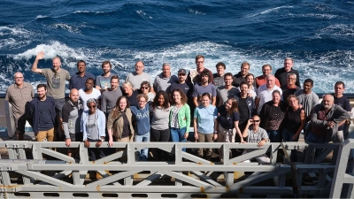 Grüße vom wissenschaftlichen Team von SO306. Foto: MARUM – Zentrum für Marine Umweltwissenschaften, Universität Bremen