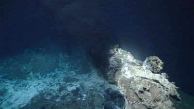 Die Hydrothermalquelle Fenris. Foto: MARUM – Zentrum für Marine Umweltwissenschaften, Universität Bremen