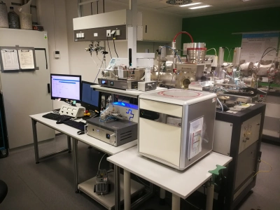 Abbildung zeigt Das Mini-Carbon-Dating-System (MICADAS) des AWI Bremerhaven zur Radiokohlenstoffanalyse organischer Einzelverbindungen. Foto: Alfred-Wegener-Institut / Gesine Mollenhauer