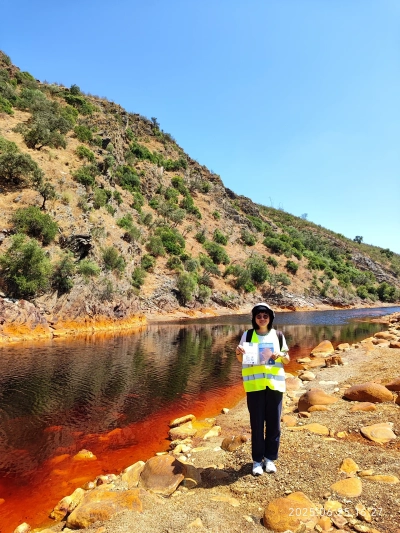 Ling Wang near the polluted Tinto river
