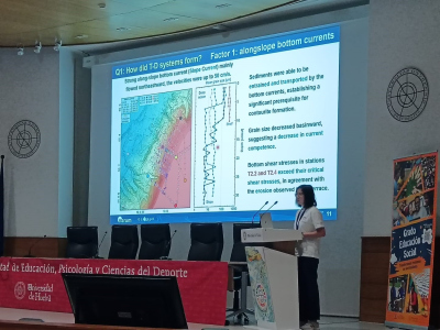 Ling Wang presented her research in the 38th IAS meeting