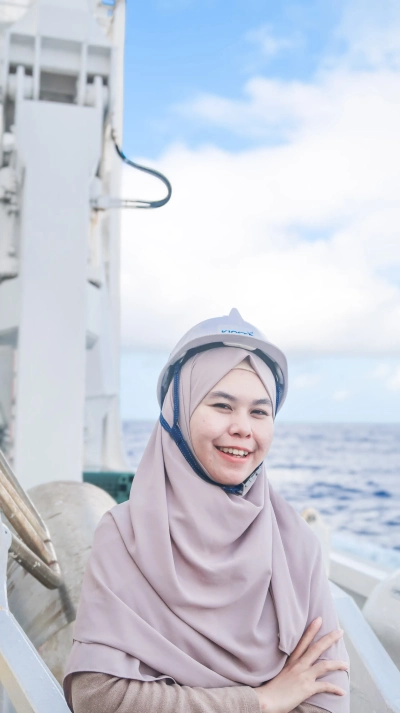 Dina Hanifah