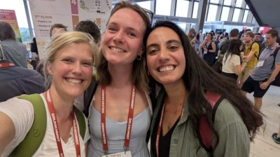 Joely Maak and two colleagues at the Goldschmidt Conference