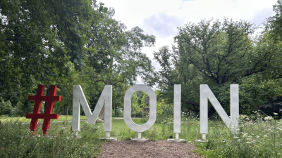 MOIN sign