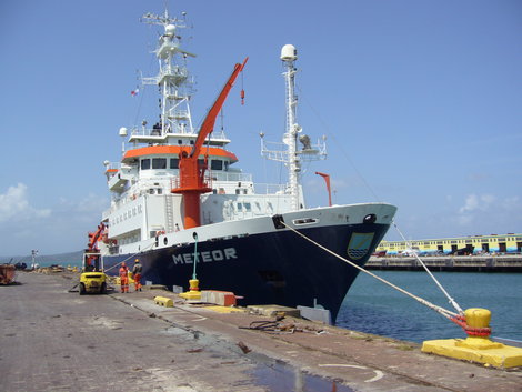 METEOR im Hafen von Tampico