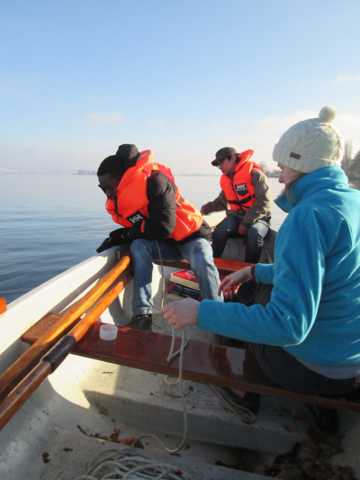 Collecting the sediment samples in the Lake Zurich (photo by Thomas Blattmann)