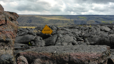 Being on such unique islands, a group of researchers from Bremen used the chance to also  learn about the fascinating non-marine environments of Hawaii, from jungle to moon-like volcanoes and glowing lava