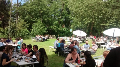 Barbecue outside the cafeteria in the CNRS.